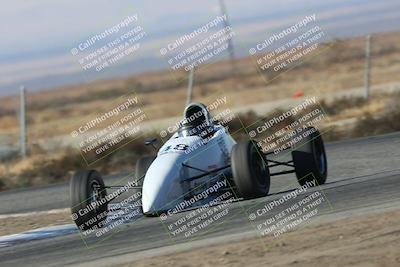 media/Nov-17-2024-CalClub SCCA (Sun) [[5252d9c58e]]/Group 5/Qual (Star Mazda Entrance)/